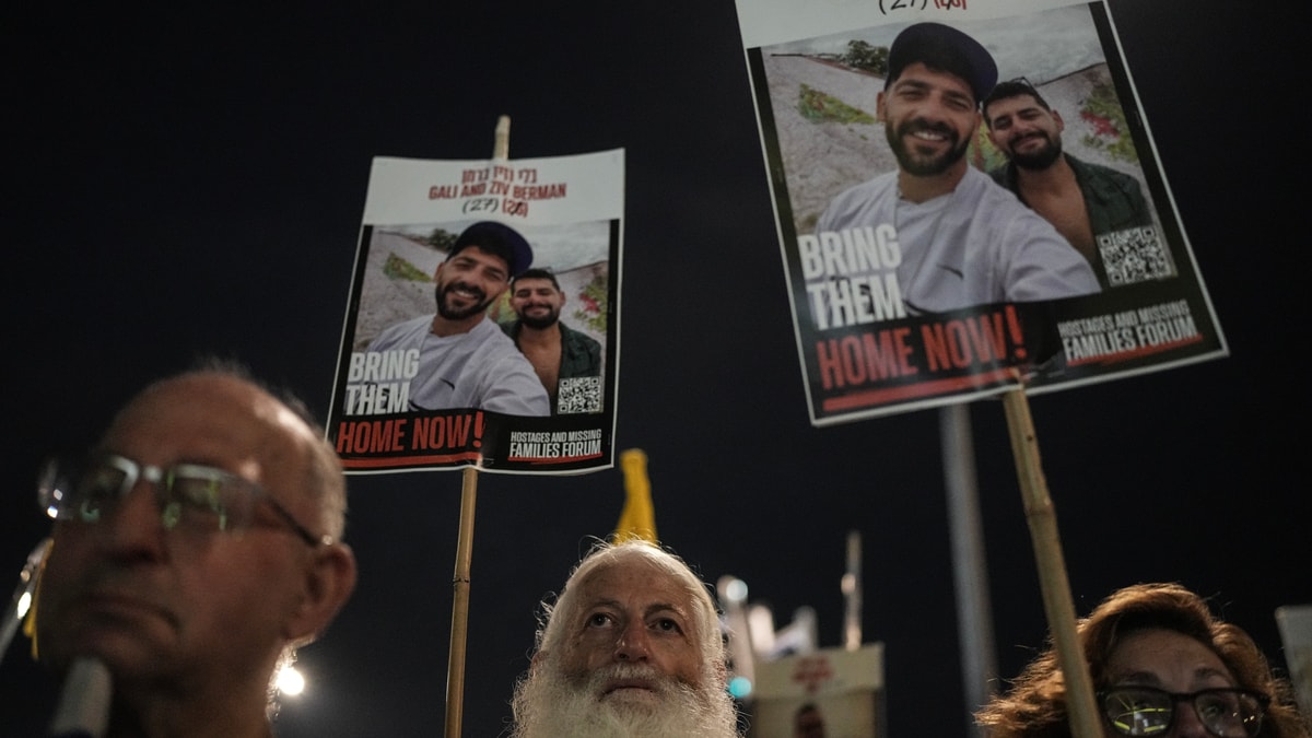 מטה משפחות החטופים מציג יוזמה חדשה: 'ישראל עוצרת' - גל חדש של מחאה לאחר כישלון יום העצירה
